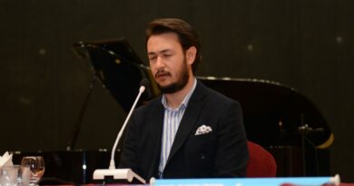 MUSTAFA AVNİ ÇELİK